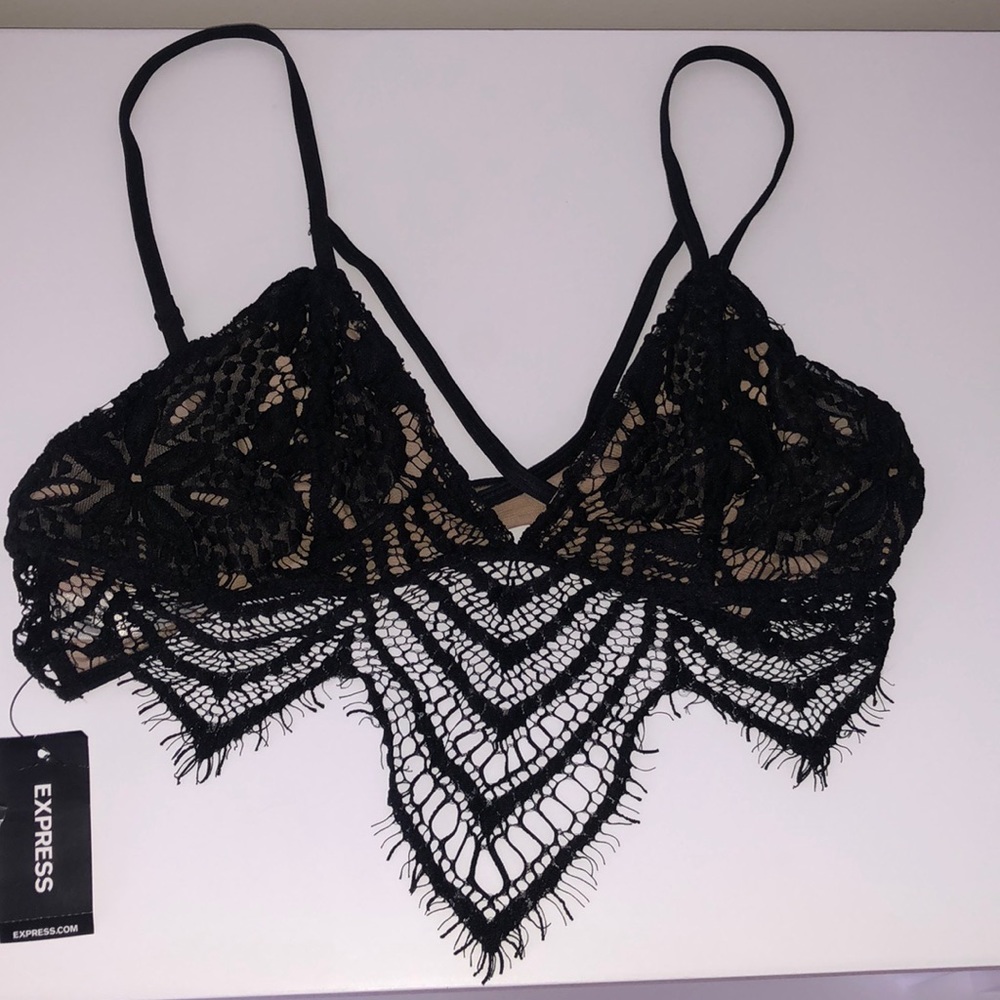 Bralette/ lingerie